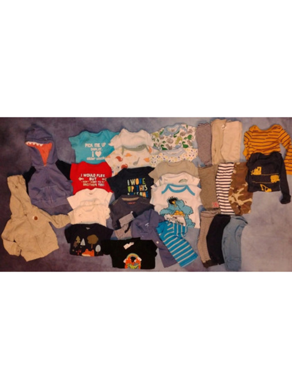 Newborn bodysuit and pants bundle
